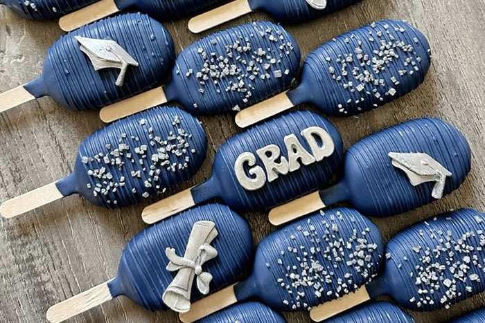 Multiple blue dipped cake pops